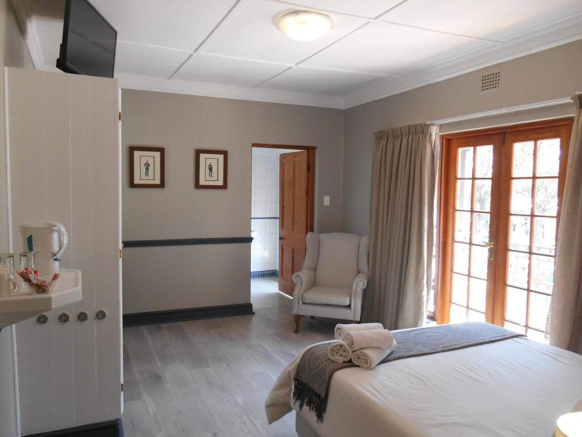Oakwood Lodge Блумфонтейн Екстер'єр фото A room at the hospital